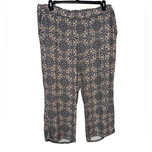 Liz Claiborne Mid Rise Straight Pull On Pants Cream Black White Geometric Sz 1X - Picture 4 of 17